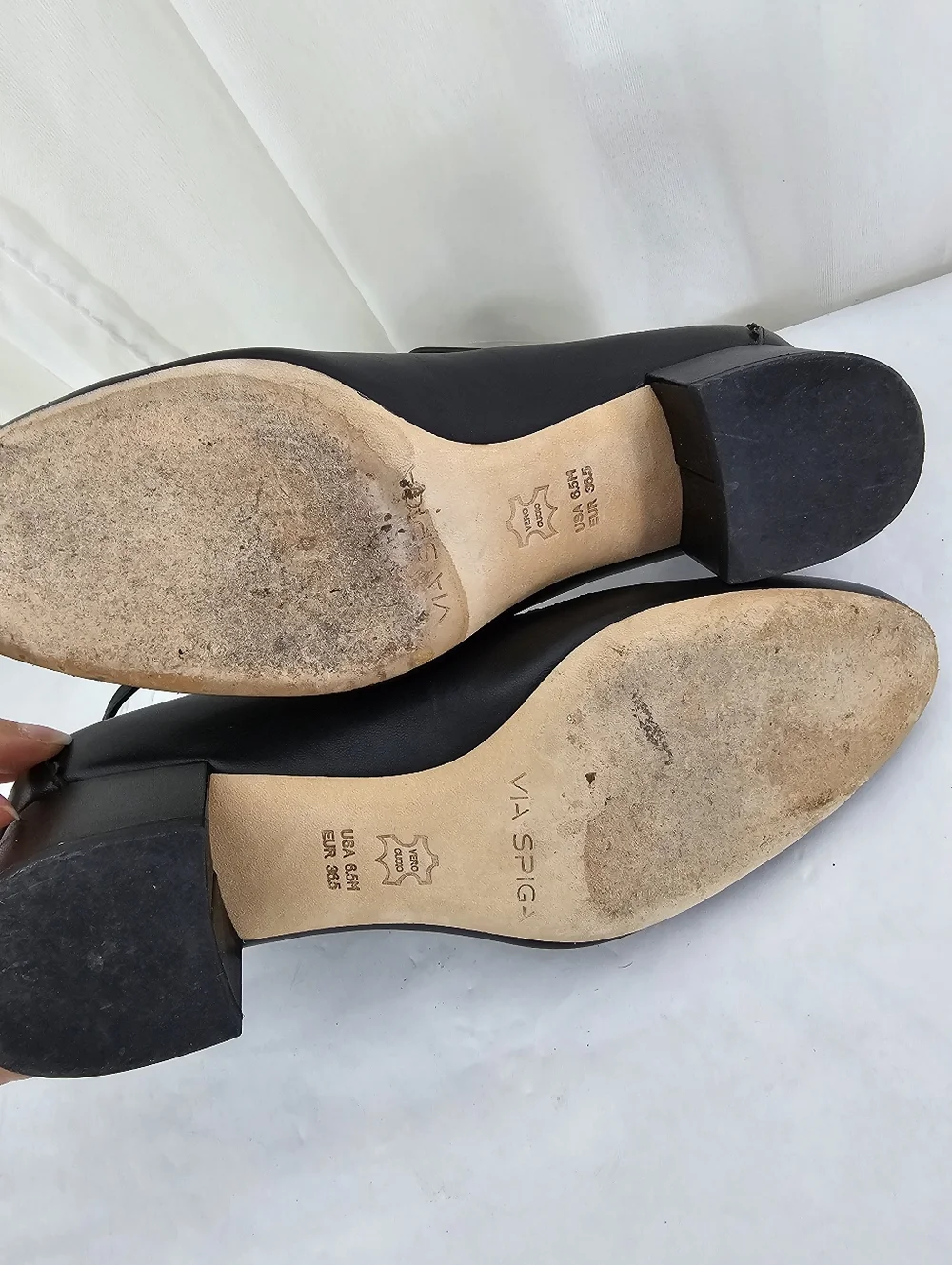 Via Spiga Dionne Black Leather Scalloped Block Heel Ankle Strap Pumps 6.5